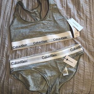 BRAND NEW ✨ Calvin Klein Cotton Bralette set